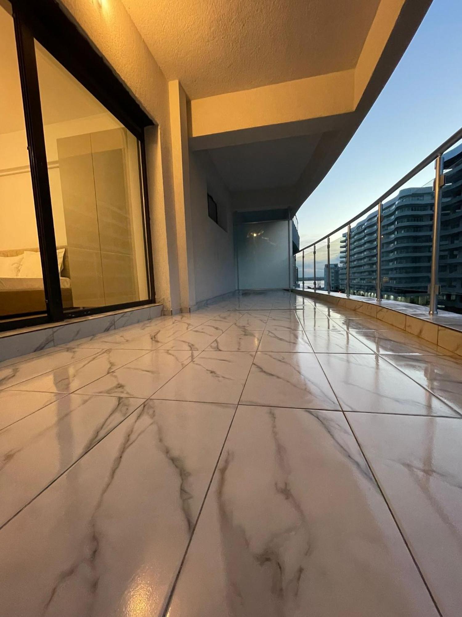 Del Mar Vista Apartment Mamaia Exterior photo